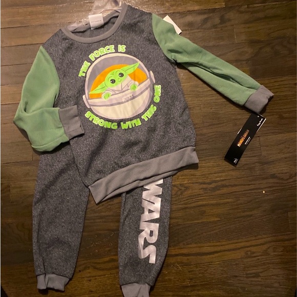 Starwars Kids set Sz:7 or Sz4